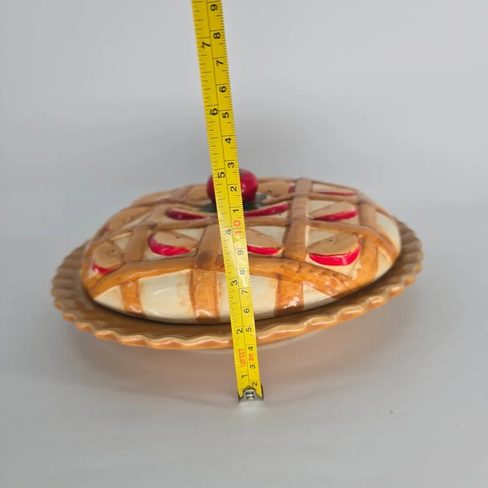 Vintage Apple Pie Keeper Ceramic Covered Dish Lattice Crust Fall Kitchen Decor